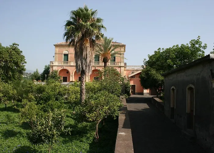 Villa Dei Leoni